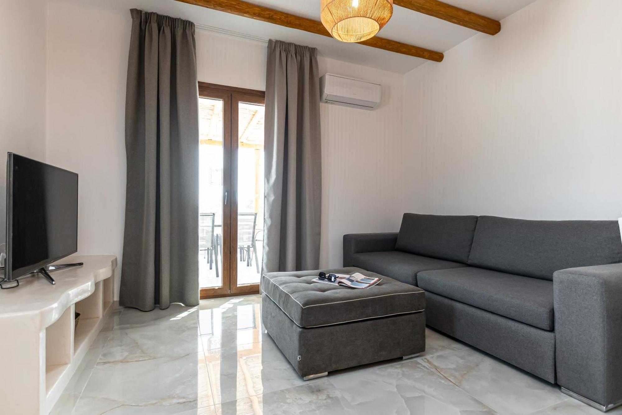 Naxos Beachwalk Villa Plaka Maragkas Екстериор снимка